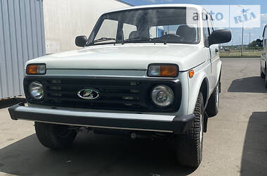 Внедорожник / Кроссовер ВАЗ / Lada 21213 Niva 2003 в Умани