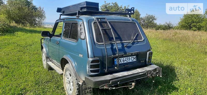 Внедорожник / Кроссовер ВАЗ / Lada 21213 Niva 2004 в Богородчанах