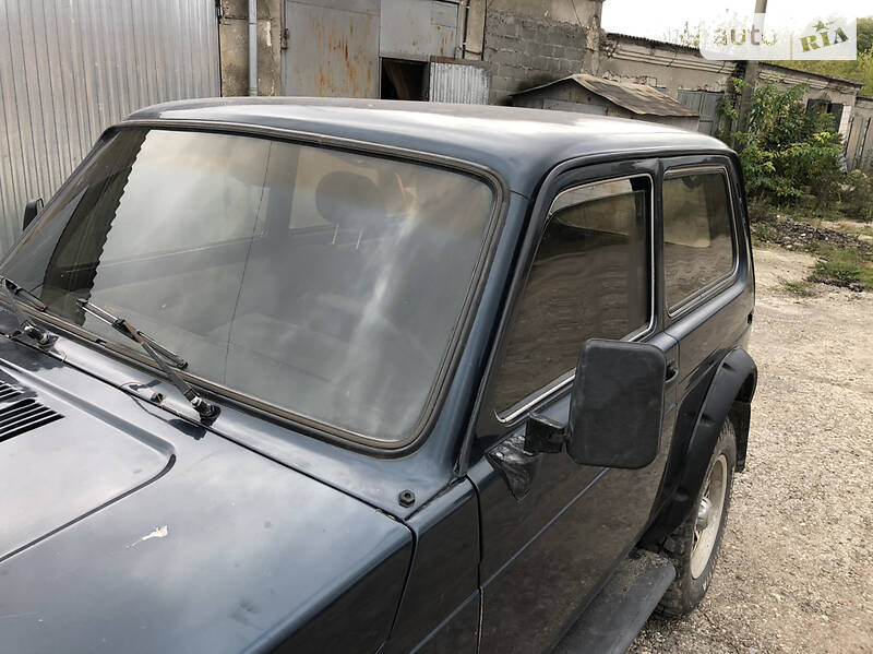 Внедорожник / Кроссовер ВАЗ / Lada 21213 Niva 2002 в Шумске