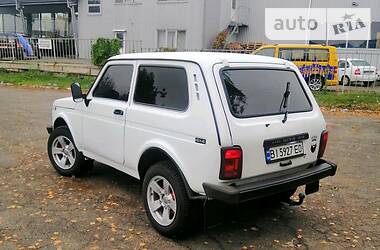 Внедорожник / Кроссовер ВАЗ 21213 Niva 1996 в 