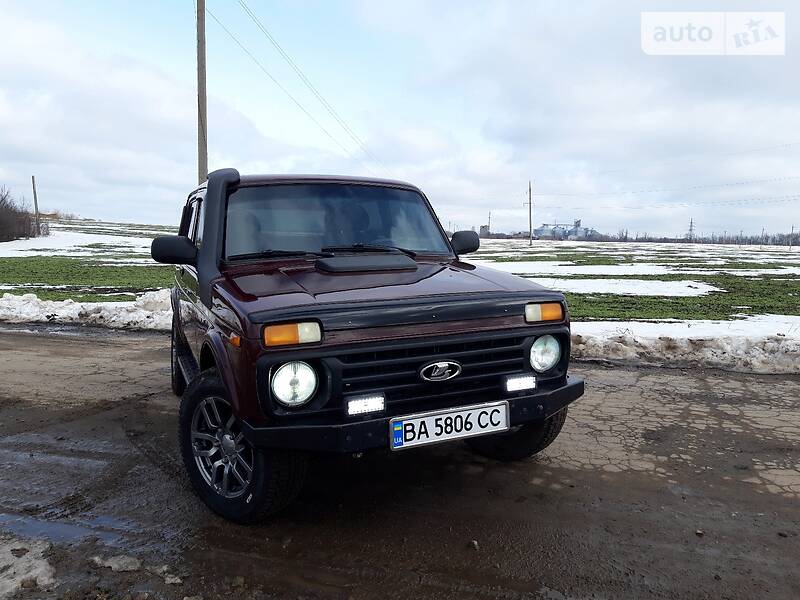 Внедорожник / Кроссовер ВАЗ / Lada 21213 Niva 2004 в Добровеличковке