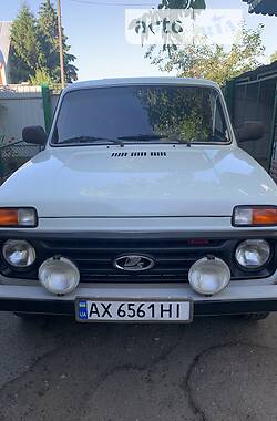 Позашляховик / Кросовер ВАЗ / Lada 21213 Niva 2001 в Краснокутську