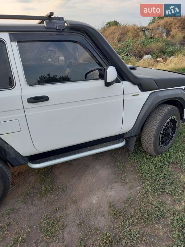 Внедорожник / Кроссовер ВАЗ / Lada 21213 Niva 1995 в Козельщине