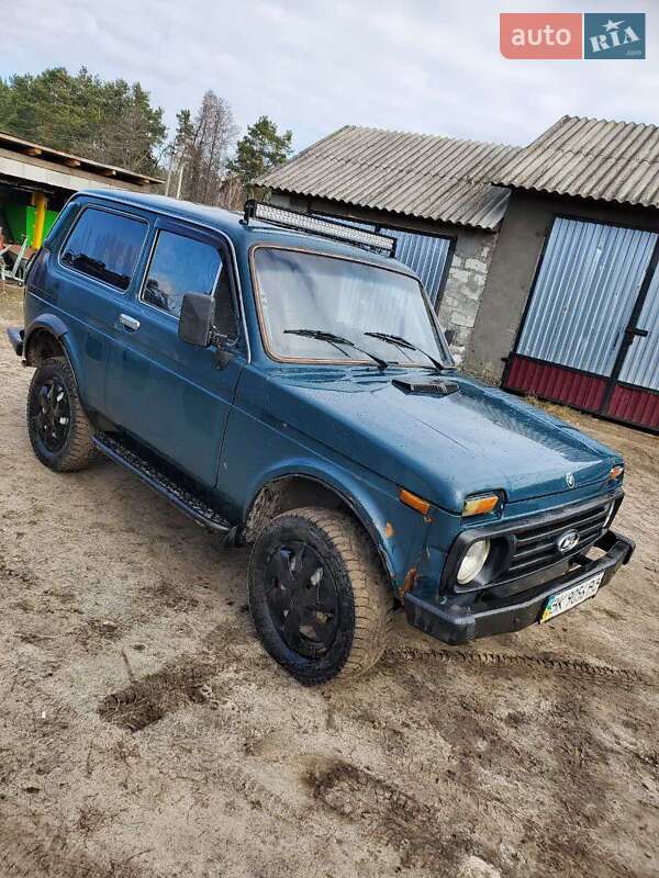 Внедорожник / Кроссовер ВАЗ / Lada 21213 Niva 1996 в Сарнах