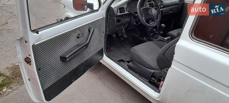 Внедорожник / Кроссовер ВАЗ / Lada 21213 Niva 2003 в Кременчуге