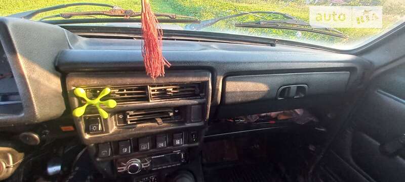 Внедорожник / Кроссовер ВАЗ / Lada 21213 Niva 2003 в Львове фото 12 Внедорожник / Кроссовер ВАЗ / Lada 21213 Niva 2003 в Львове