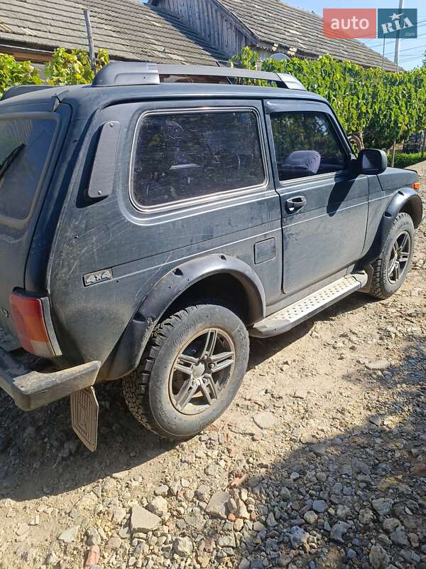 Внедорожник / Кроссовер ВАЗ / Lada 21213 Niva 2001 в Одессе