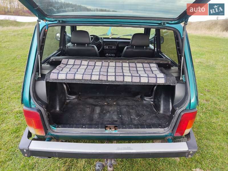 Внедорожник / Кроссовер ВАЗ / Lada 21213 Niva 2002 в Баре фото 11 Внедорожник / Кроссовер ВАЗ / Lada 21213 Niva 2002 в Баре