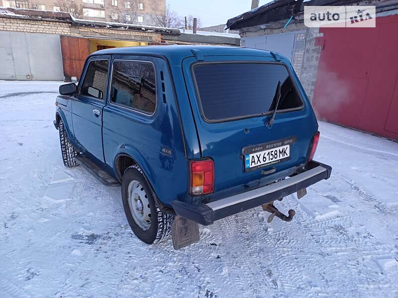 Внедорожник / Кроссовер ВАЗ / Lada 21213 Niva 2001 в Змиеве