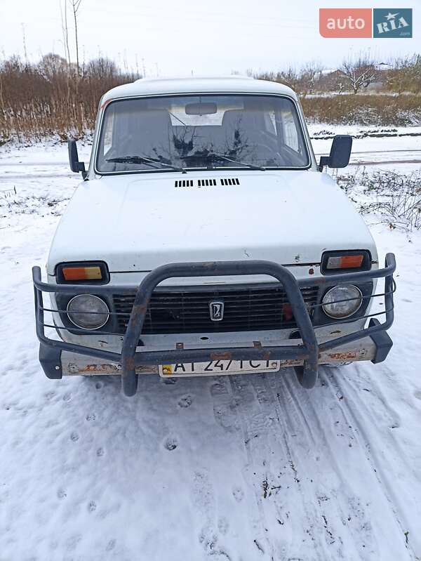 Внедорожник / Кроссовер ВАЗ / Lada 21213 Niva 1996 в Яготине