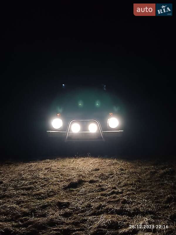 Внедорожник / Кроссовер ВАЗ / Lada 21213 Niva 2005 в Надворной