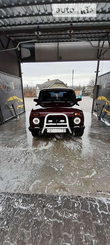 Внедорожник / Кроссовер ВАЗ / Lada 21213 Niva 2004 в Дрогобыче