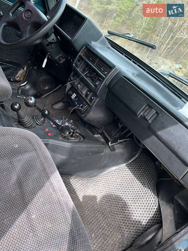 Внедорожник / Кроссовер ВАЗ / Lada 21213 Niva 1996 в Житомире