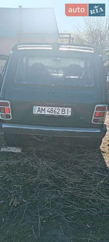 Внедорожник / Кроссовер ВАЗ / Lada 21213 Niva 2001 в Брусилове