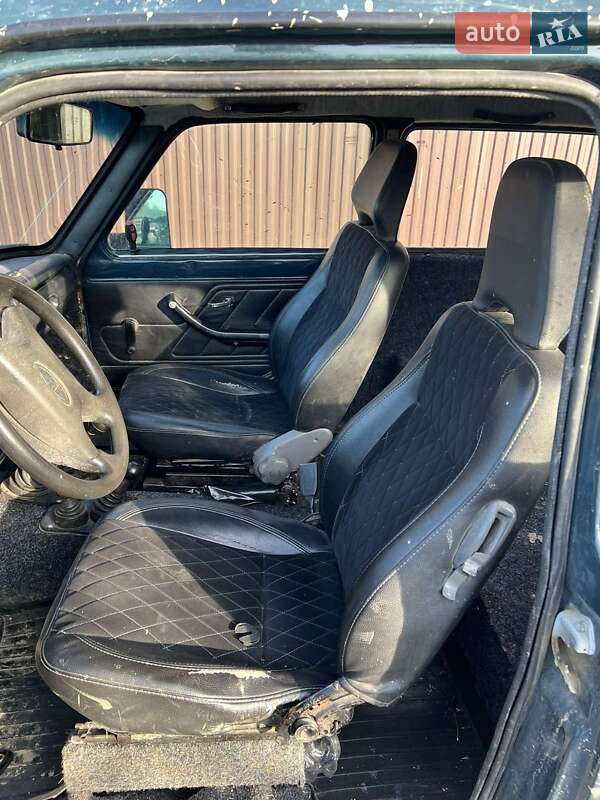 Позашляховик / Кросовер ВАЗ / Lada 21213 Niva 2002 в Чернівцях