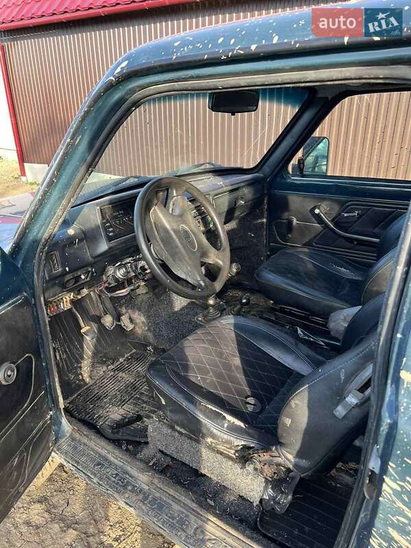 Позашляховик / Кросовер ВАЗ / Lada 21213 Niva 2002 в Чернівцях