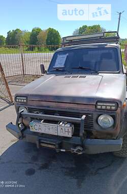 Внедорожник / Кроссовер ВАЗ / Lada 21213 Niva 1995 в Жашкове