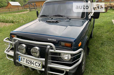 Внедорожник / Кроссовер ВАЗ / Lada 21213 Niva 2003 в Косове