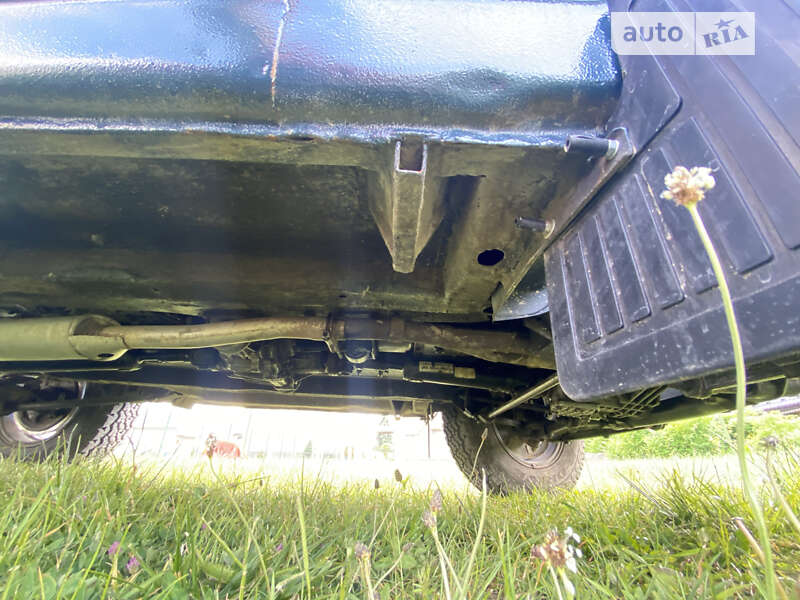 Внедорожник / Кроссовер ВАЗ / Lada 21213 Niva 2002 в Львове фото 10 Внедорожник / Кроссовер ВАЗ / Lada 21213 Niva 2002 в Львове