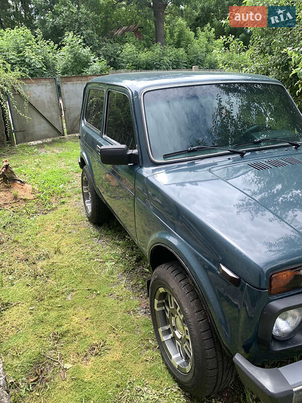 Внедорожник / Кроссовер ВАЗ / Lada 21213 Niva 2000 в Народичах