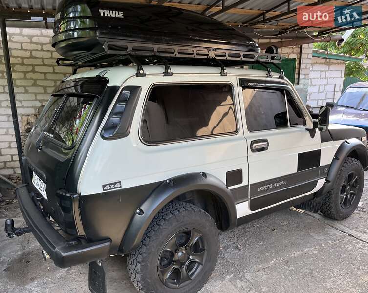 Позашляховик / Кросовер ВАЗ / Lada 21213 Niva 1995 в Херсоні