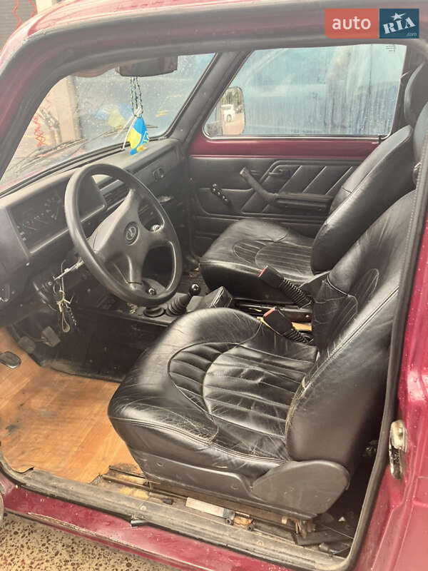 Внедорожник / Кроссовер ВАЗ / Lada 21213 Niva 2002 в Киеве