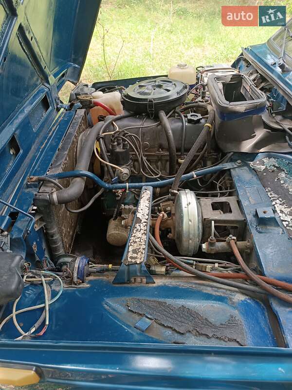 Внедорожник / Кроссовер ВАЗ / Lada 21213 Niva 2002 в Каневе