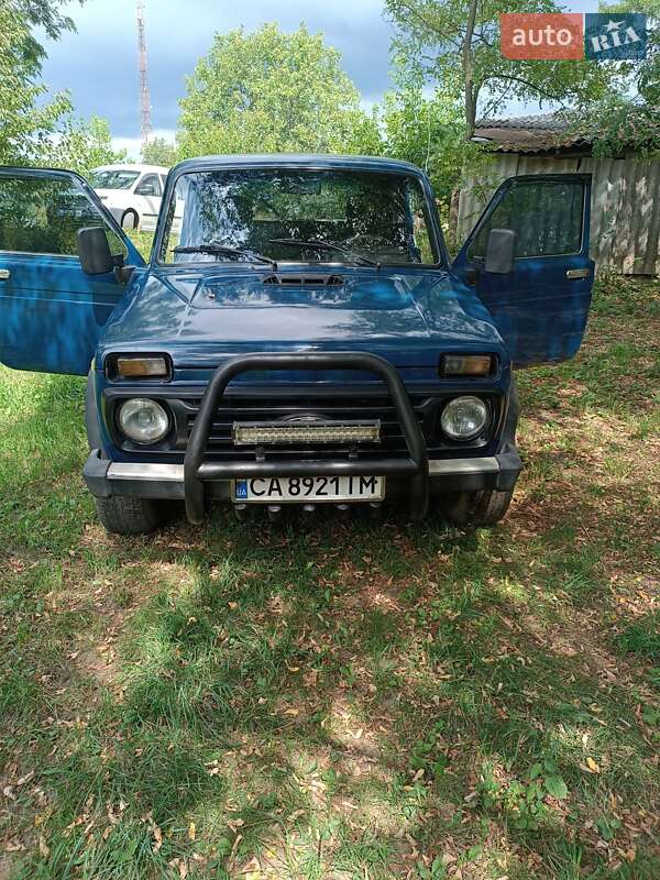 Внедорожник / Кроссовер ВАЗ / Lada 21213 Niva 2002 в Каневе