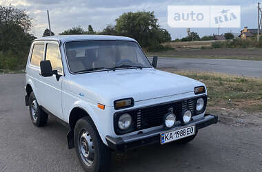 Позашляховик / Кросовер ВАЗ / Lada 21213 Niva 1998 в Бобровиці