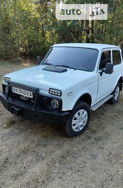 Позашляховик / Кросовер ВАЗ / Lada 21213 Niva 1995 в Краснокутську