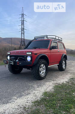 Позашляховик / Кросовер ВАЗ / Lada 21213 Niva 2002 в Мукачевому