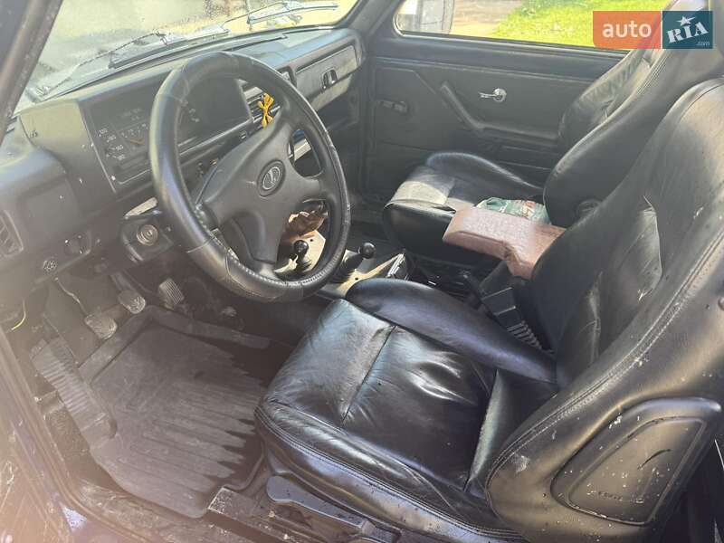 Внедорожник / Кроссовер ВАЗ / Lada 21213 Niva 2005 в Черновцах