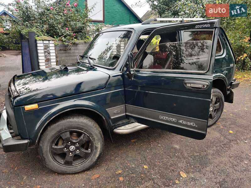 Внедорожник / Кроссовер ВАЗ / Lada 21213 Niva 2005 в Миргороде