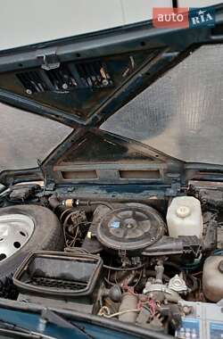 Внедорожник / Кроссовер ВАЗ 21213 Niva 2003 в 
