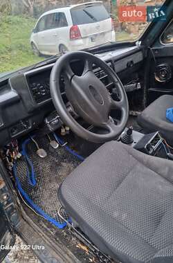 Позашляховик / Кросовер ВАЗ 21213 Niva 2004 в 
