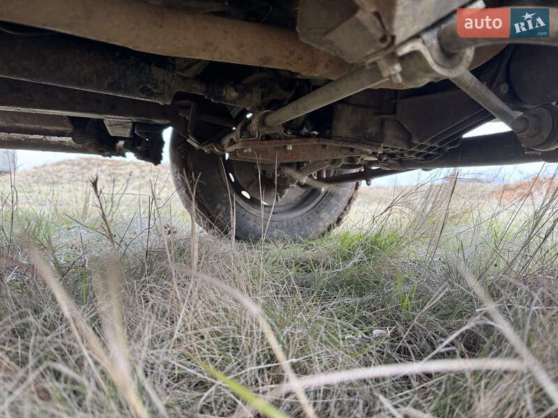 Внедорожник / Кроссовер ВАЗ / Lada 21213 Niva 2003 в Березовке