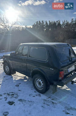 Внедорожник / Кроссовер ВАЗ 21213 Niva 1999 в 
