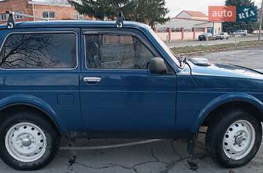 Позашляховик / Кросовер ВАЗ / Lada 21213 Niva 2001 в Черкасах