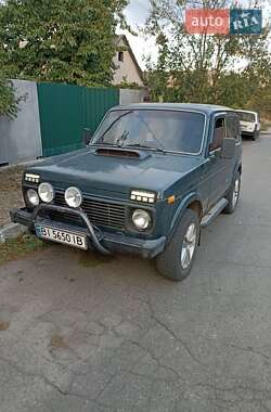 Позашляховик / Кросовер ВАЗ / Lada 21213 Niva 2003 в Онуфріївці