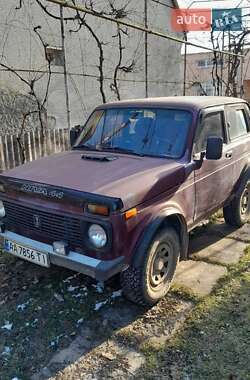 Внедорожник / Кроссовер ВАЗ / Lada 21213 Niva 2003 в Тячеве