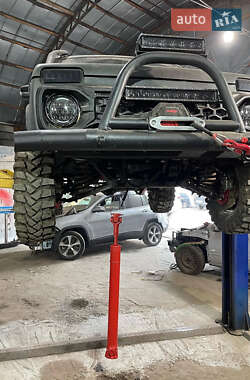 Внедорожник / Кроссовер ВАЗ 21213 Niva 2002 в 