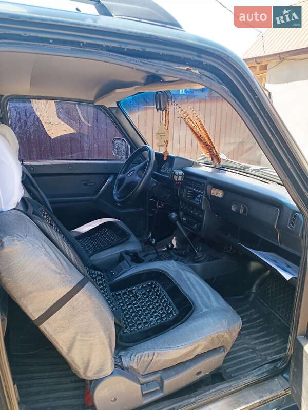 Внедорожник / Кроссовер ВАЗ / Lada 21213 Niva 2001 в Одессе