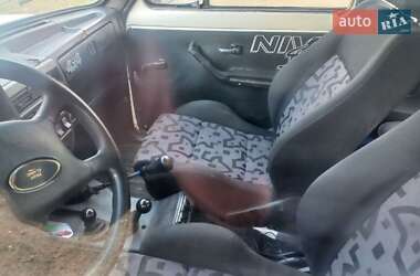 Внедорожник / Кроссовер ВАЗ 21213 Niva 1995 в 