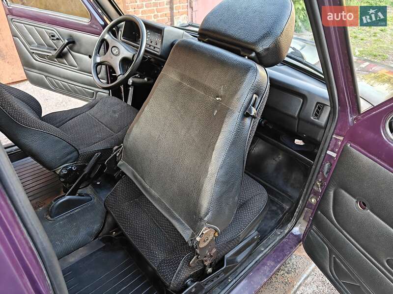 Внедорожник / Кроссовер ВАЗ / Lada 21213 Niva 2005 в Чернигове