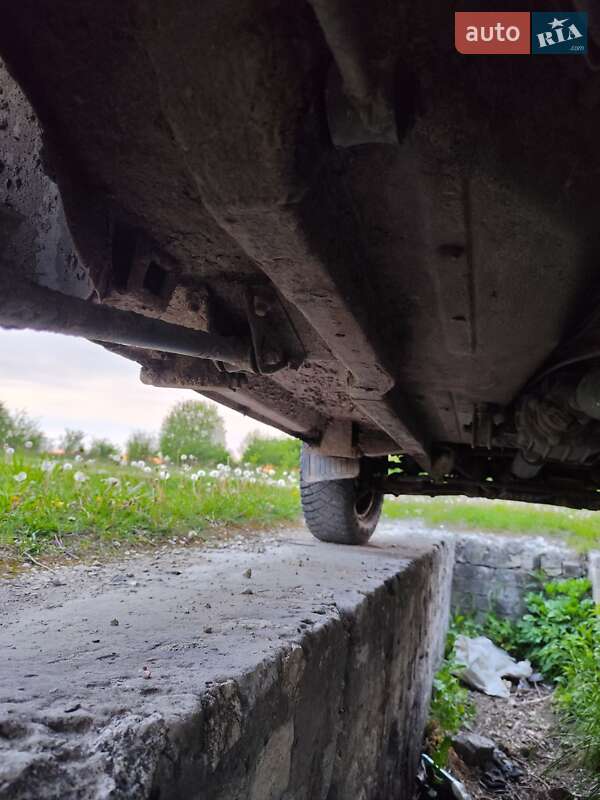 Внедорожник / Кроссовер ВАЗ / Lada 21213 Niva 1992 в Вишневце