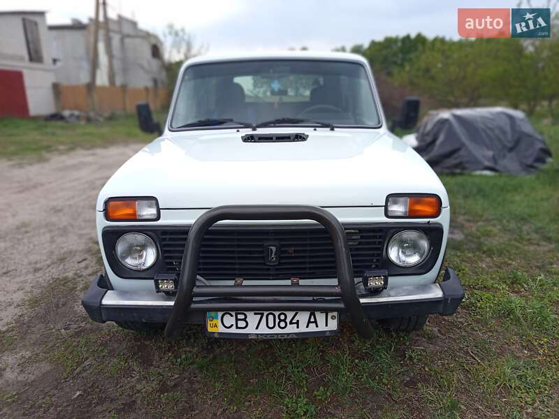Внедорожник / Кроссовер ВАЗ 21213 Niva 2004 в 