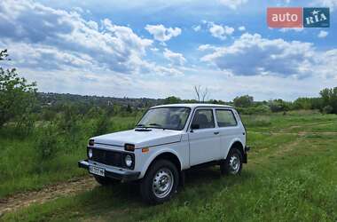 Внедорожник / Кроссовер ВАЗ 21213 Niva 2003 в Люботине