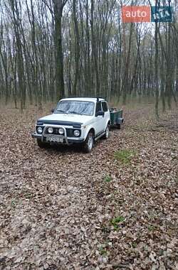 Внедорожник / Кроссовер ВАЗ 21213 Niva 2002 в Каменец-Подольском