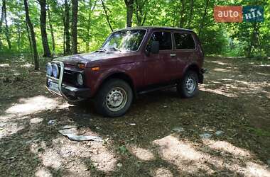 Внедорожник / Кроссовер ВАЗ 21213 Niva 2004 в Дубно