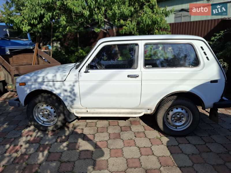 Внедорожник / Кроссовер ВАЗ / Lada 21213 Niva 2003 в Сумах
